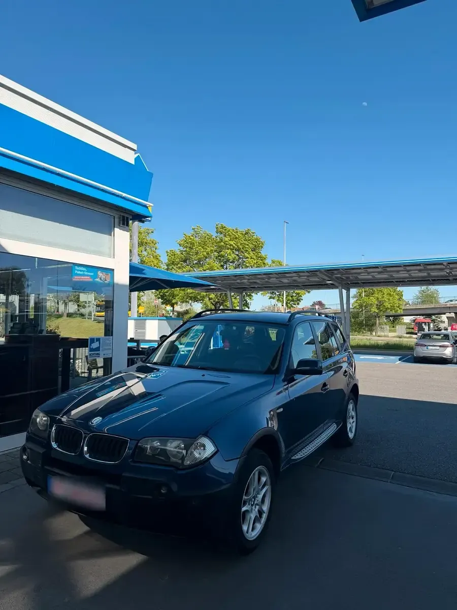 Gebraucht BMW X3 150 PS (110 kW) 2006 Blau SUV