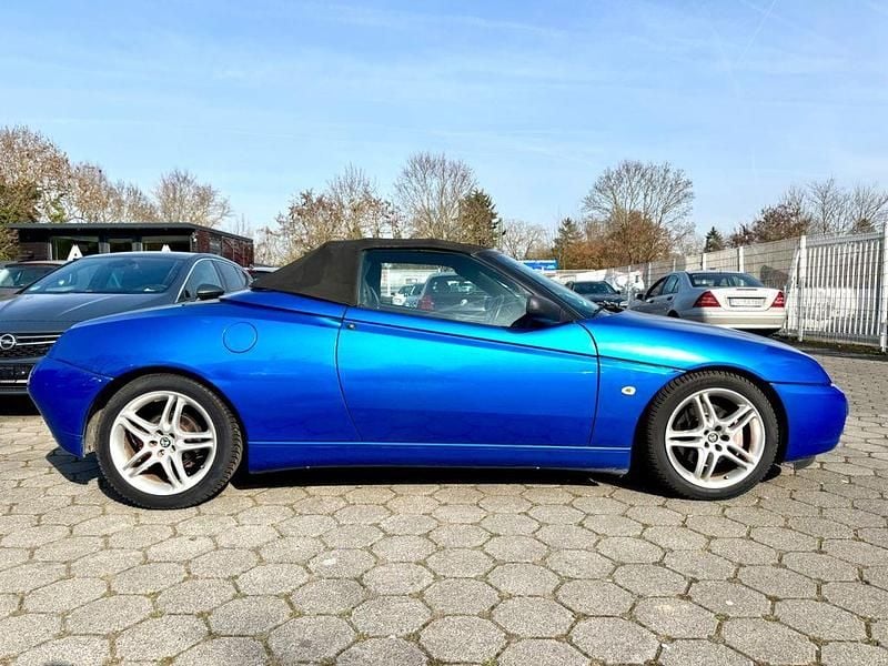 Gebraucht Alfa Romeo Spider Lusso 241 PS (177 kW) 2003 Blau Cabrio