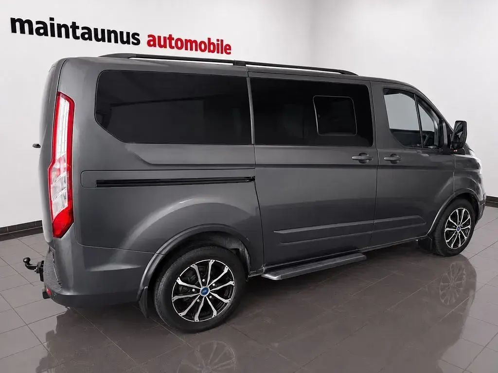 Gebraucht Ford Transit 150 PS (110 kW) 2022 Grau Kombi