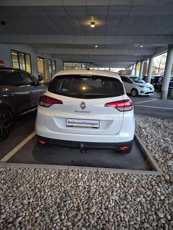 Gebraucht Renault Scenic E-Tech Intens 140 PS (102 kW) 2018 Weiß SUV