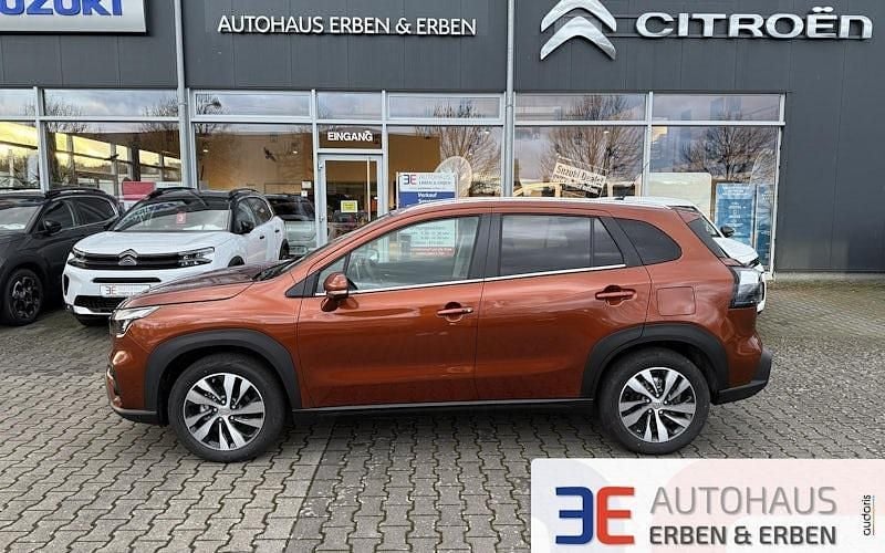 Rot Gebraucht 2024 Suzuki SX4 S-Cross Comfort+ SUV | 25.990 € (Fairer Preis) - Bild 1/4