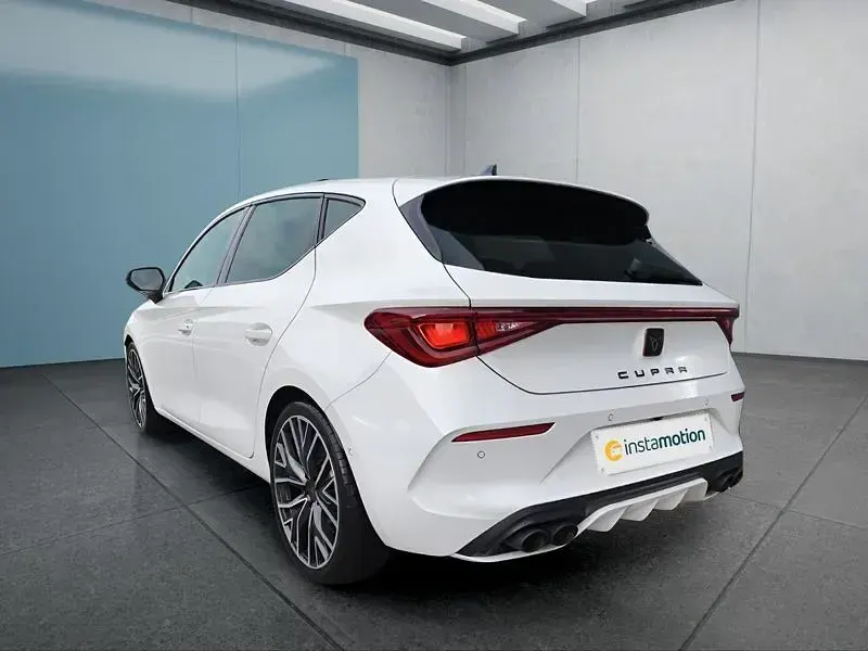 Gebraucht Cupra Leon 300 PS (220 kW) 2024 Weiß Kleinwagen