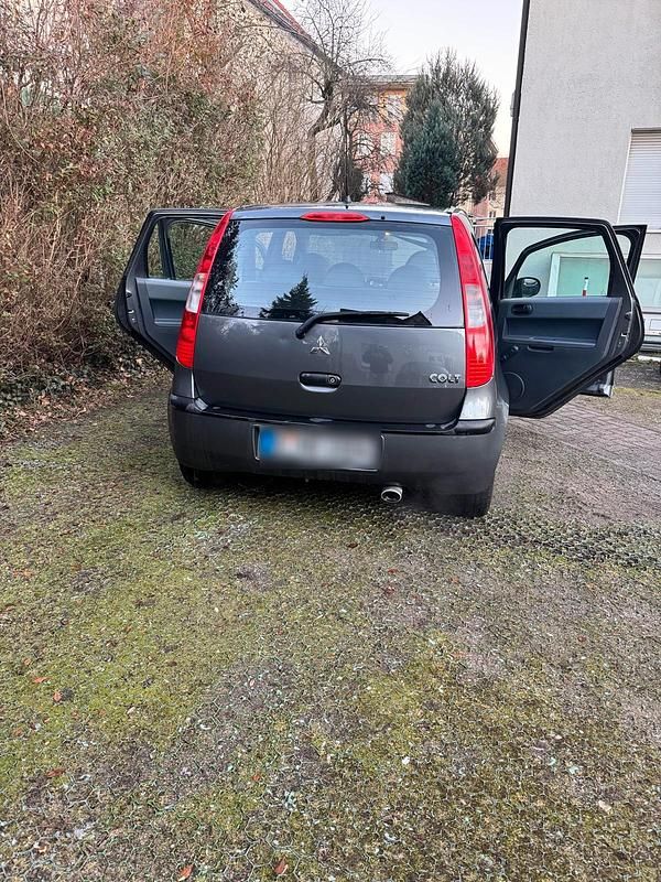 Gebraucht Mitsubishi Colt 95 PS (69 kW) 2005 Grau Kleinwagen