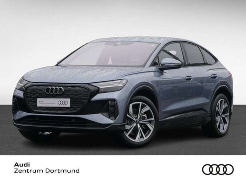 Geysirblau metallic Gebraucht 2024 Audi Q4 Sportback e-tron SUV | 55.844 € (Teuer) - Bild 1/4