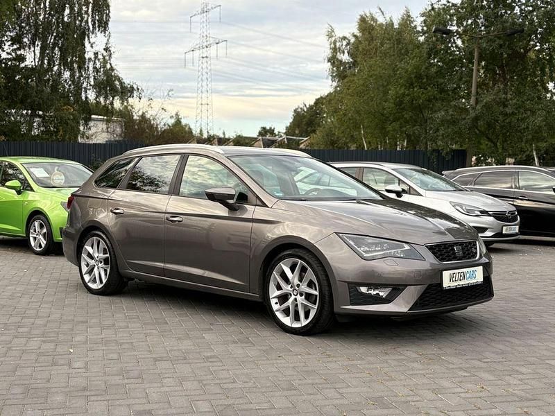 Grau Gebraucht 2013 Seat Leon ST FR Kombi | 10.699 € (Fairer Preis) - Bild 1/4