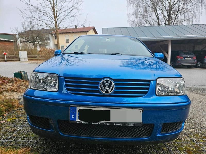 Gebraucht VW Polo 60 PS (44 kW) 2001 Blau Kleinwagen