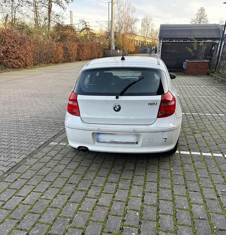 Gebraucht BMW 116 122 PS (89 kW) 2009 Kleinwagen
