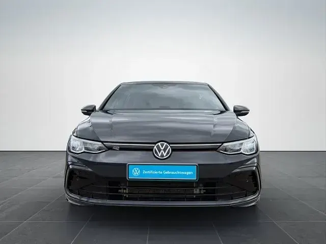 Gebraucht VW Golf VIII R-line 131 PS (96 kW) 2024 Silber Limousine