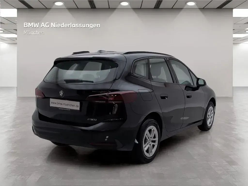 Gebraucht BMW 216 Active Tourer 122 PS (89 kW) 2025 Schwarz Van / Kleinbus