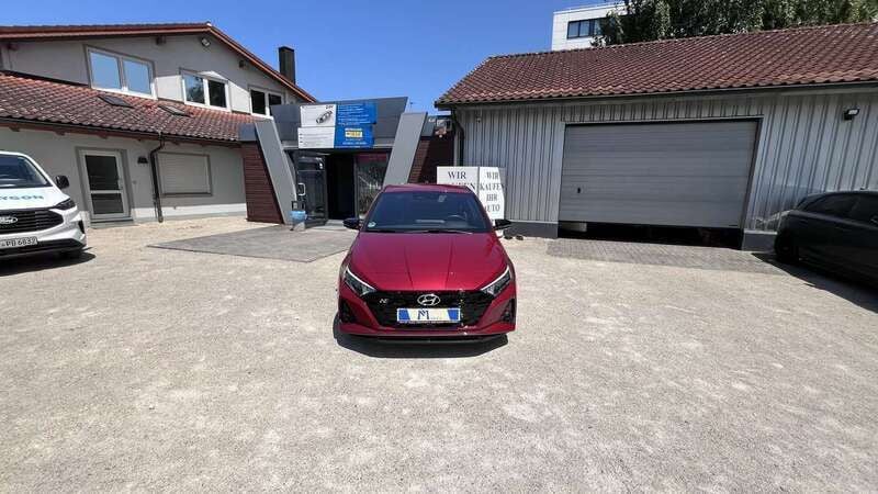 Dragon red / mic Gebraucht 2023 Hyundai i20 N Performance Kleinwagen | 24.555 € (Guter Preis) - Bild 1/4