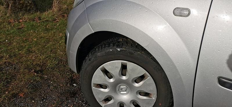 Gebraucht Renault Twingo 76 PS (55 kW) 2008 Silber Kleinwagen