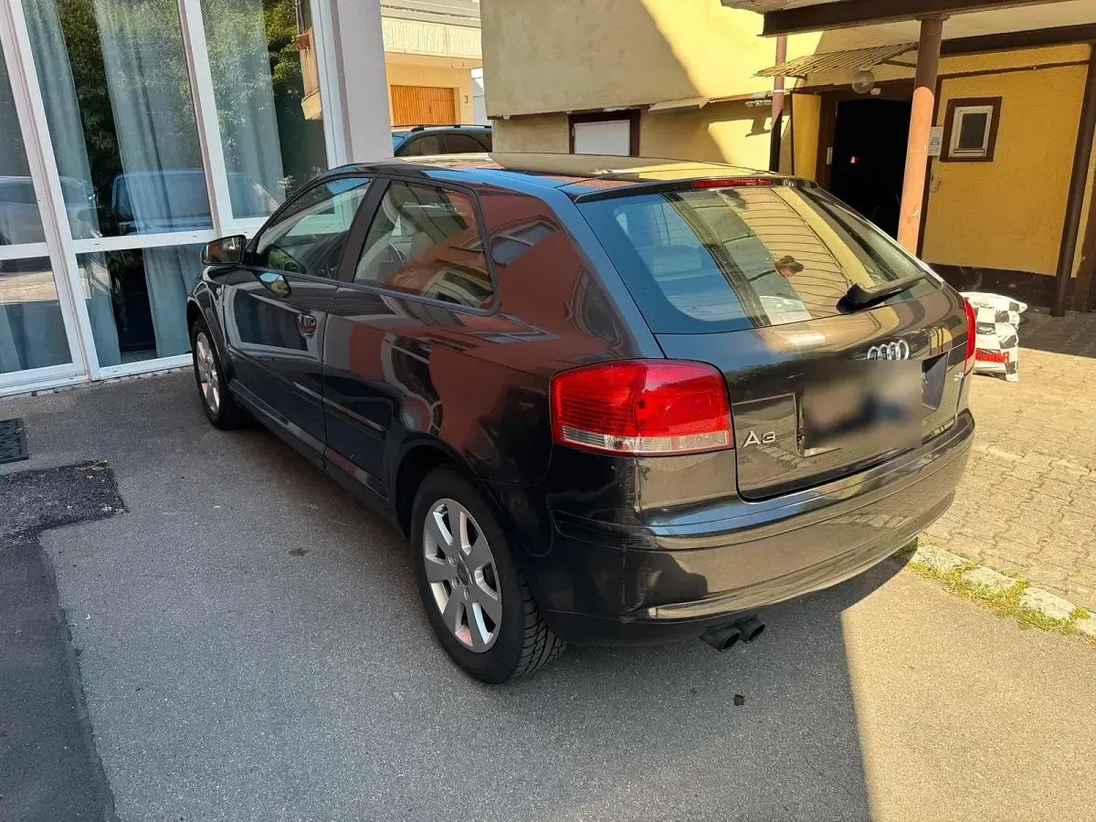 Gebraucht Audi A3 150 PS (110 kW) 2006 Grau Kleinwagen