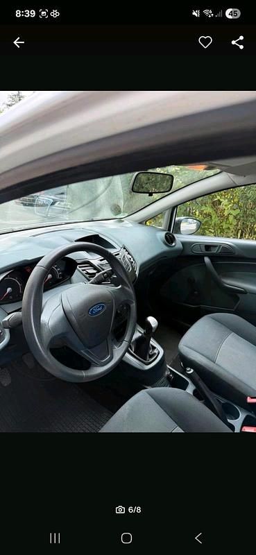 Gebraucht Ford Fiesta 61 PS (44 kW) 2005 Weiß Kleinwagen