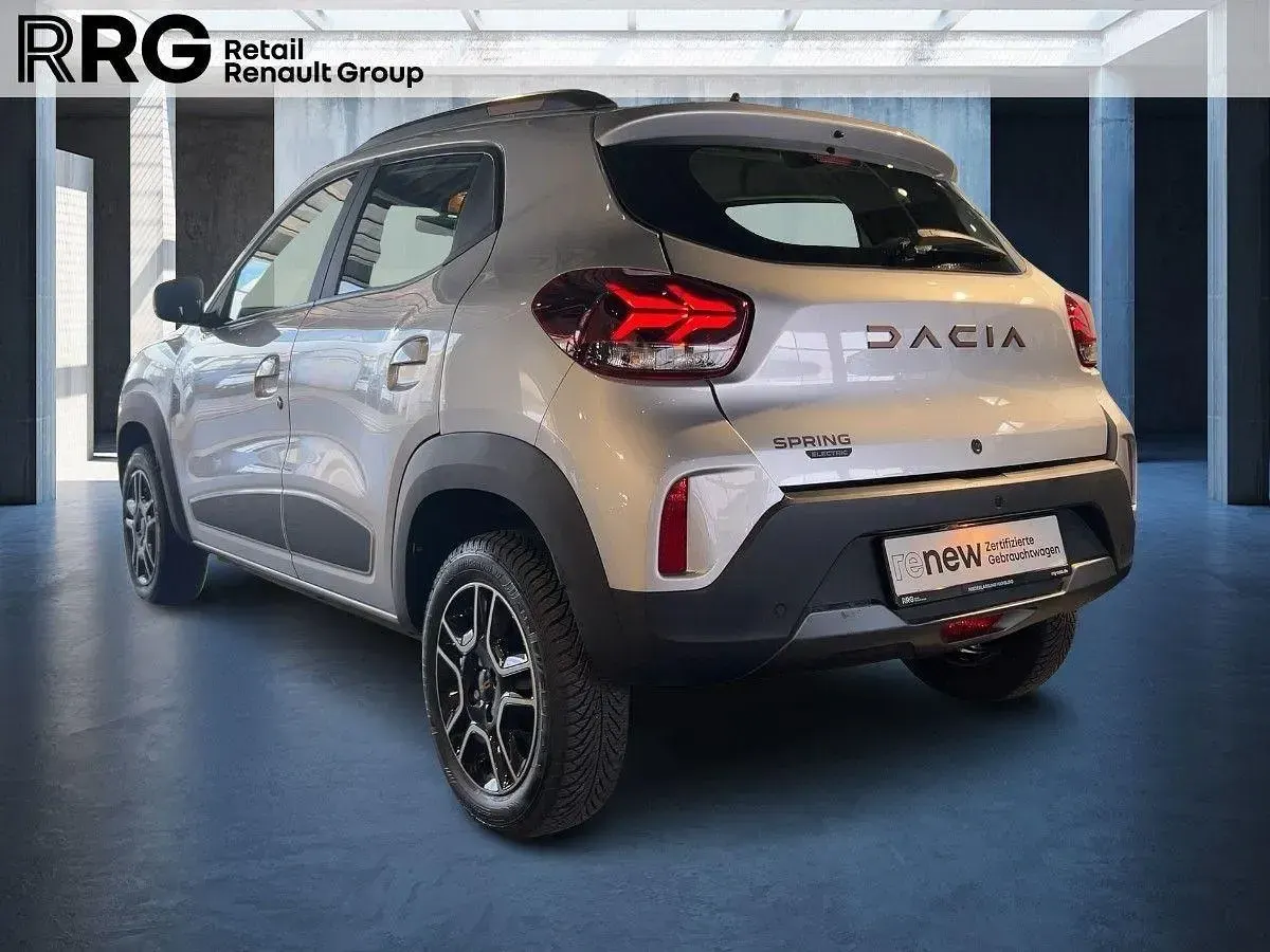 Usado Dacia Spring Extreme 19 kW (26 CV) 2024 Gris Utilitario