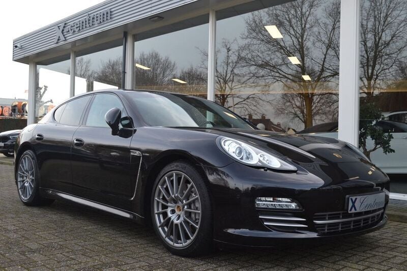 Gebraucht Porsche Panamera 4 Platinum Edition 299 PS (219 kW) 2013 Schwarz Limousine