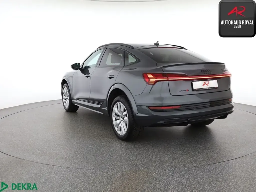 Gebraucht Audi e-tron Sport 369 kW (503 PS) 2022 Daytonagrau perleffekt SUV