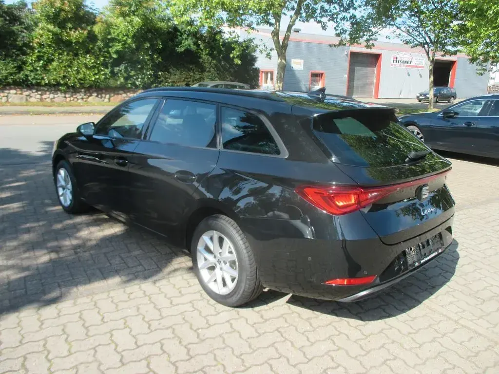 Gebraucht Seat Leon Style 150 PS (110 kW) 2024 Schwarz Limousine