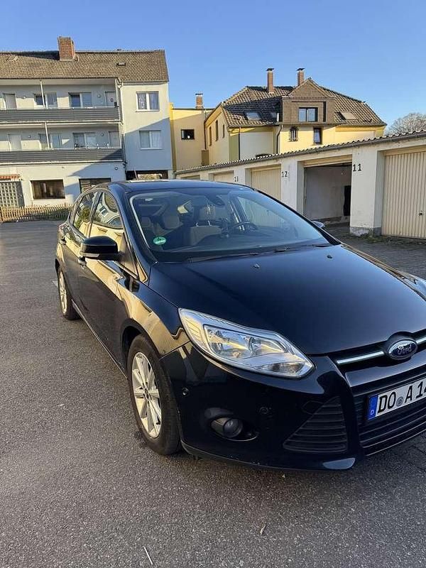 Gebraucht Ford Focus 101 PS (74 kW) 2014 Kombi