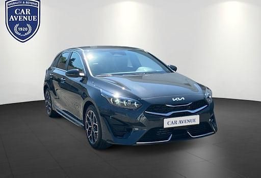 Neu Kia Ceed GT-Line 150 PS (110 kW) 2025 Grau Kleinwagen