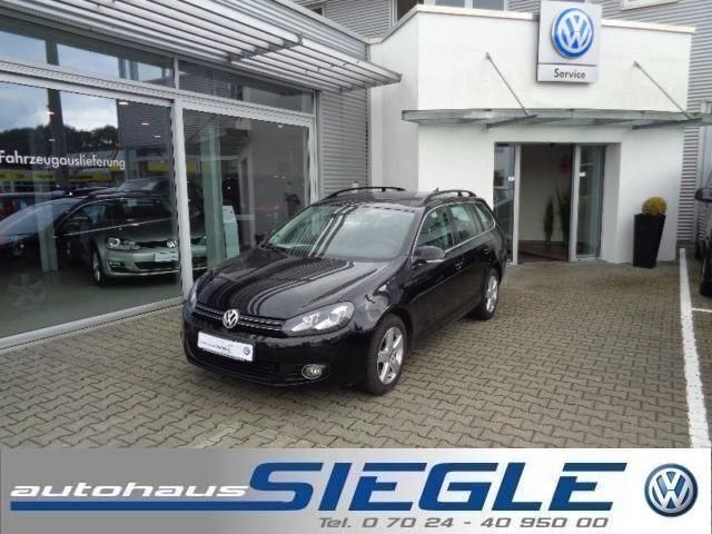 Schwarz Gebraucht 2013 VW Golf VII Comfortline Kombi | 10.989 € (Etwas zu teuer) - Bild 1/4