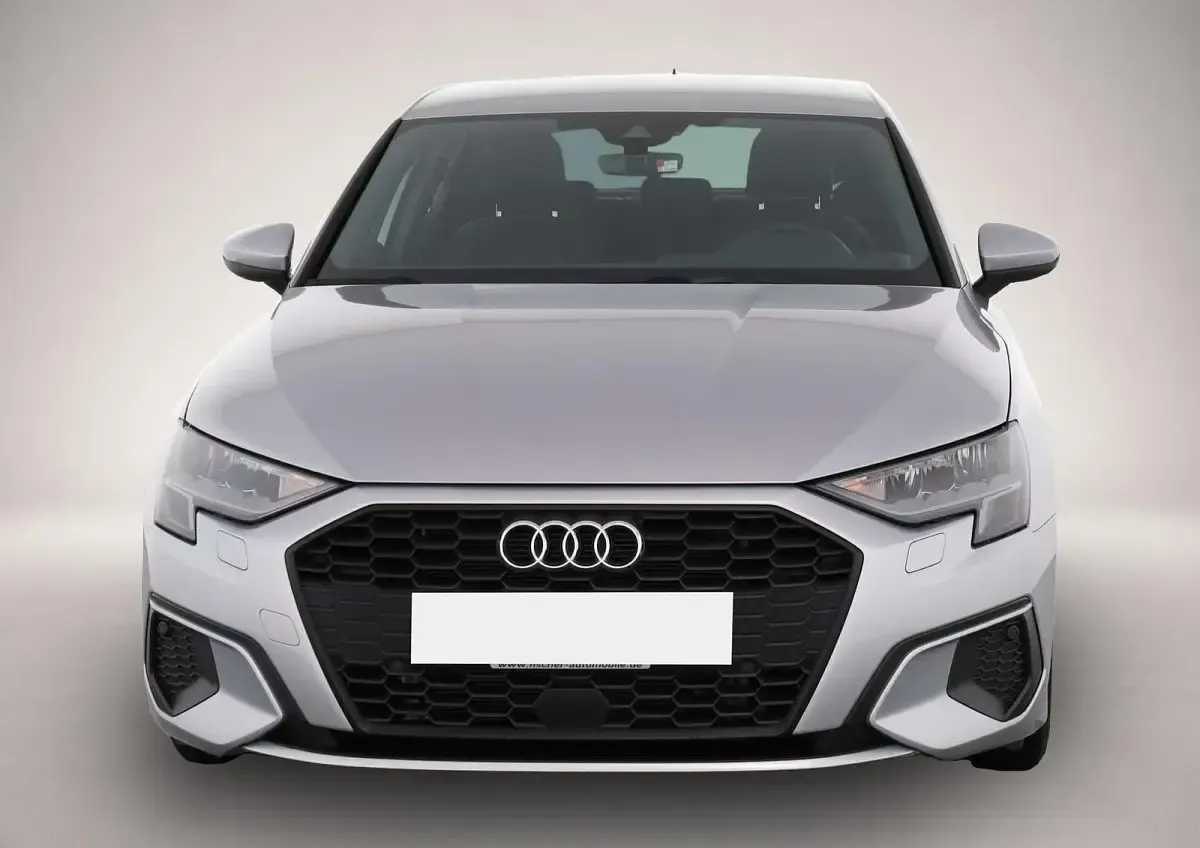 Gebraucht Audi A3 Business 116 PS (85 kW) 2024 Manufacturer Limousine