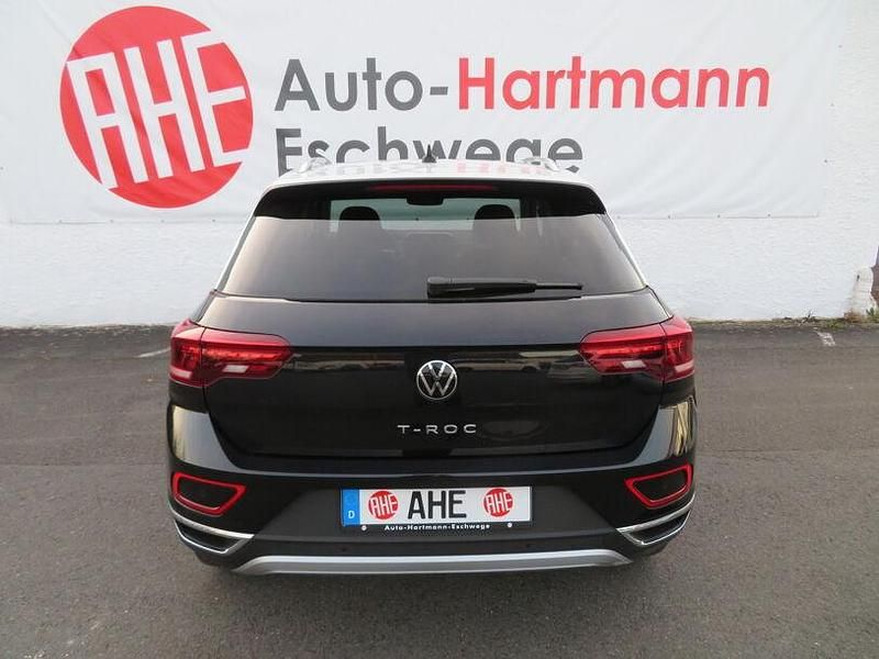 Gebraucht VW T-Roc Style 150 PS (110 kW) 2024 Deep black perleffek (metallic) SUV
