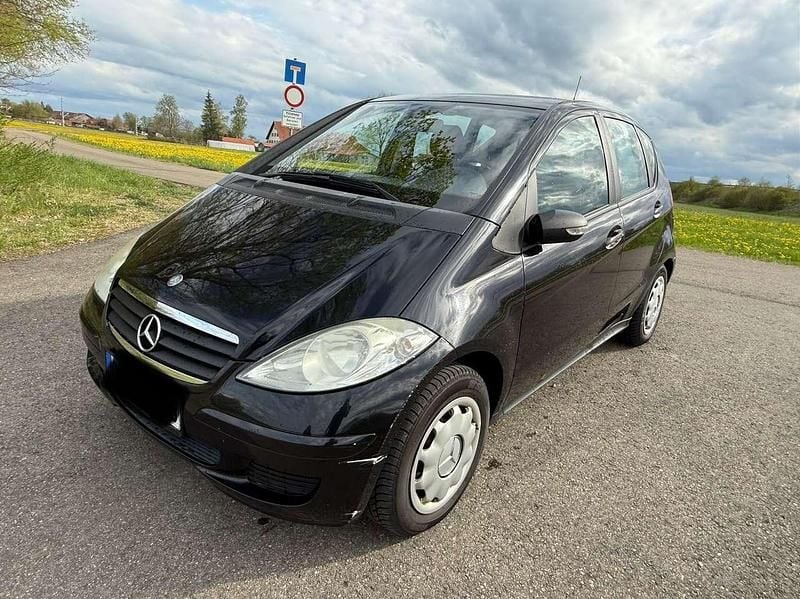 Kosmosschwarz metalliclack Gebraucht 2006 Mercedes A170 Kleinwagen | 1.600 € (Superpreis) - Bild 1/4