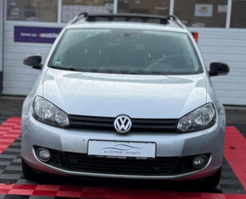 Gebraucht VW Golf VI 105 PS (77 kW) 2013 Silber Kleinwagen