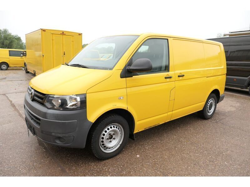 Gebraucht VW T5 84 PS (61 kW) 2011 Ginstergelb r1032 Van
