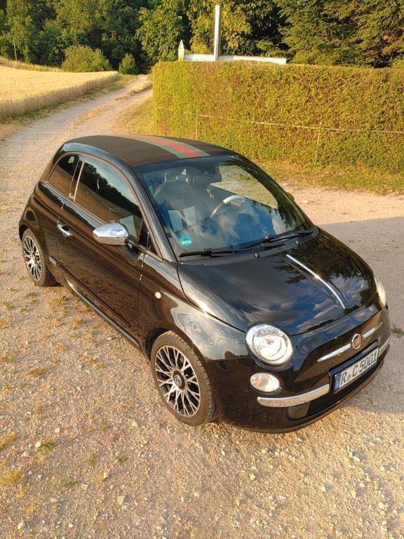 Schwarz Gebraucht 2012 Fiat 500C Cabrio | 9.000 € (Teuer) - Bild 1/4