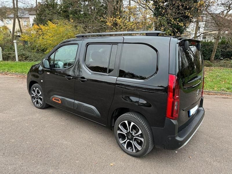 Gebraucht Citroën e-Berlingo Shine 100 kW (136 PS) 2022 Schwarz Van / Kleinbus