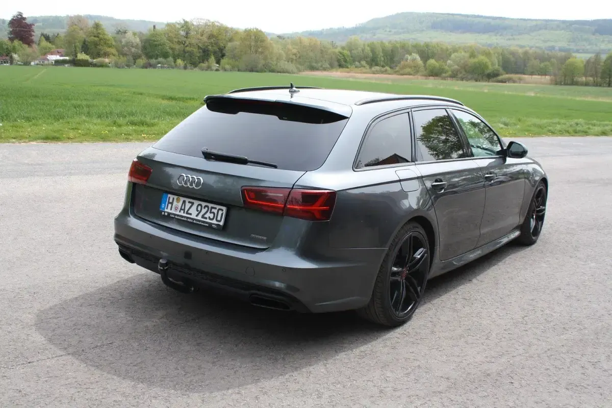 Gebraucht Audi A6 Ambiente 326 PS (239 kW) 2016 Grau Kombi