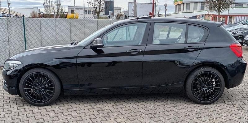 Gebraucht BMW 116 Urban Line 116 PS (85 kW) 2015 Schwarz Kleinwagen