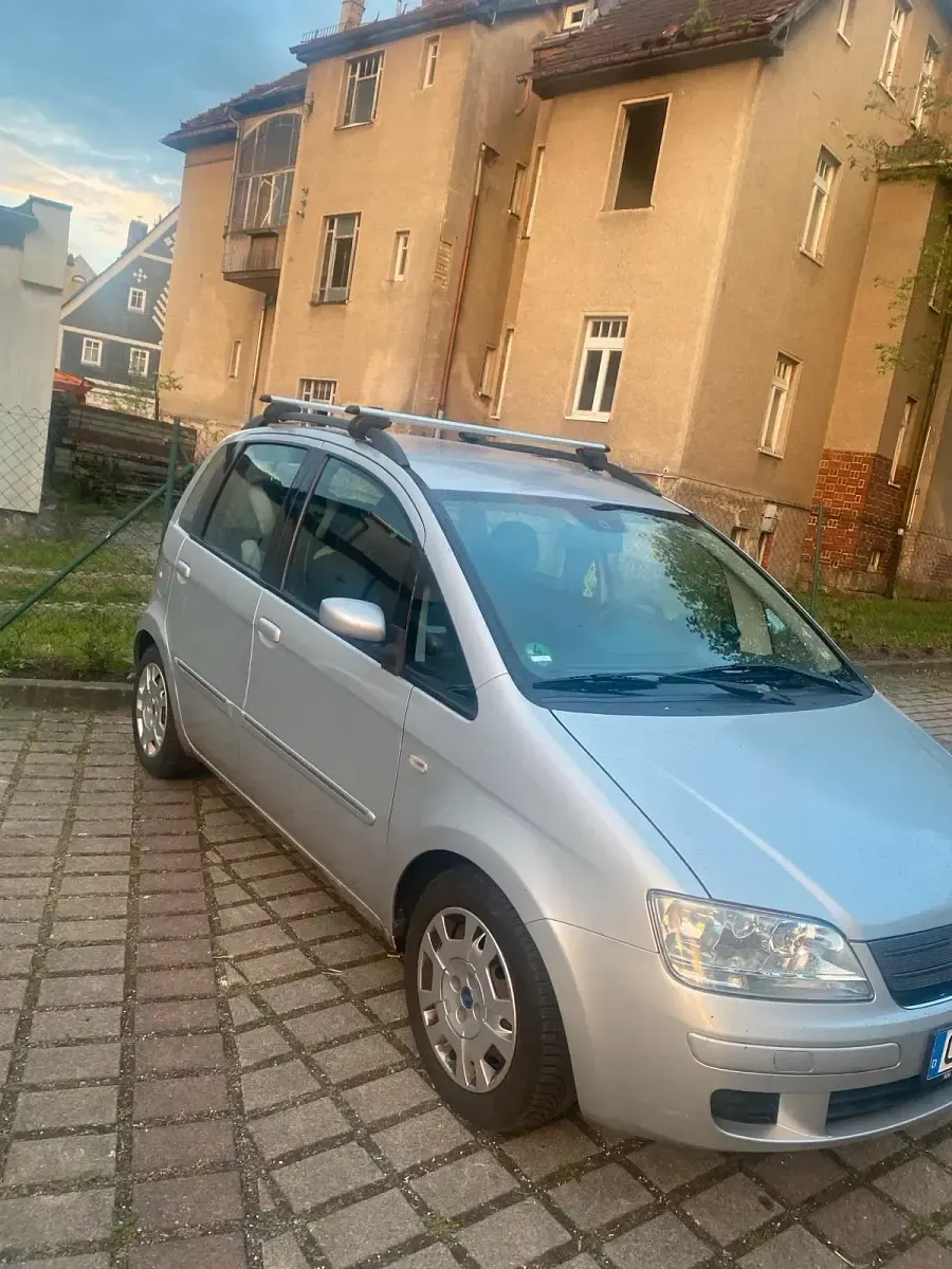 Occasion Fiat Idea 95 ch (69 kW) 2005 Gris Monospace