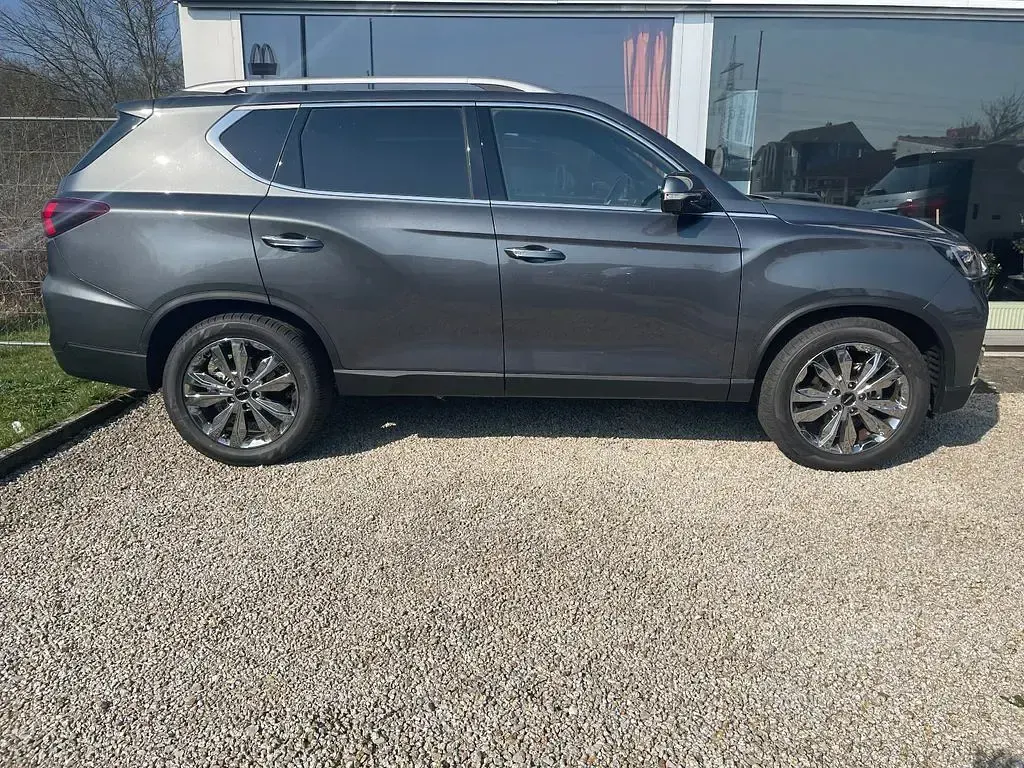Neu KGM Rexton 203 PS (149 kW) 2026 Grau SUV