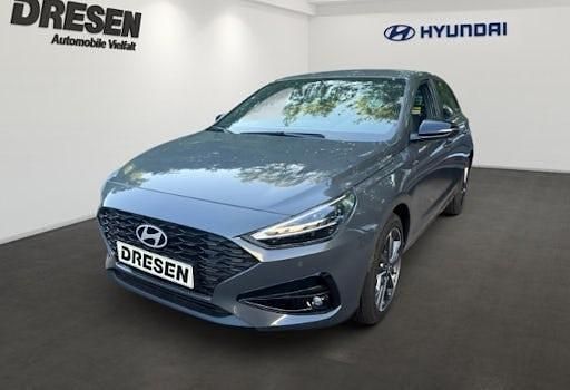 Neu Hyundai i30 Advantage 150 PS (110 kW) 2025 Grau Limousine