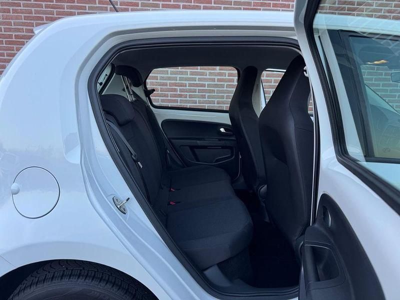 Gebraucht VW up! move up! 65 PS (47 kW) 2023 Weiß Kleinwagen