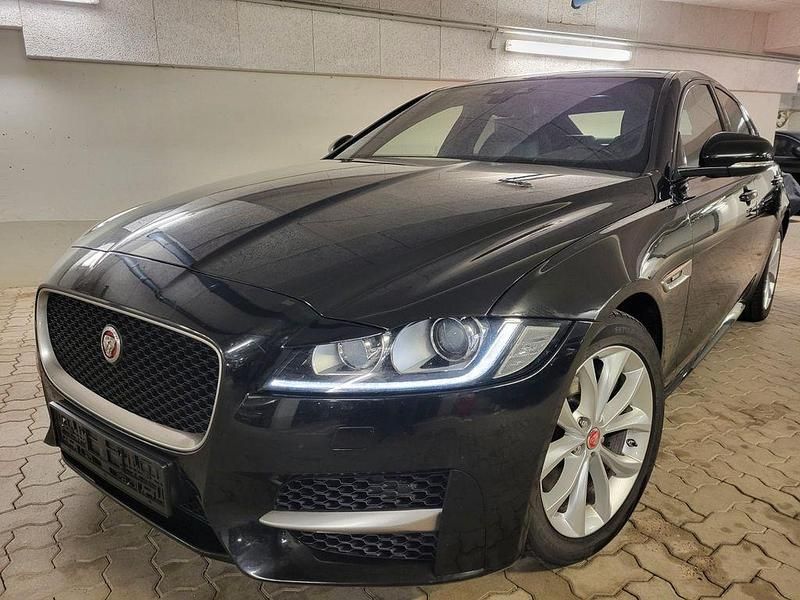 Gebraucht Jaguar XF R-Sport 300 PS (220 kW) 2016 Schwarz Limousine