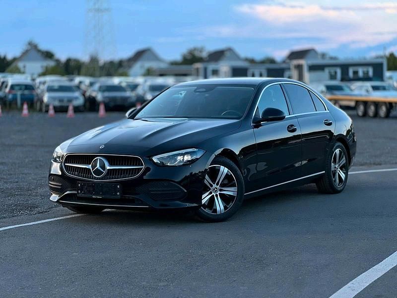 Schwarz Gebraucht 2022 Mercedes C220 Limousine | 25.999 € (Etwas zu teuer) - Bild 1/4