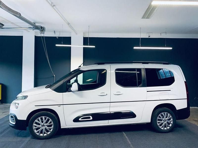 Weiß Gebraucht 2021 Citroën Berlingo Van / Kleinbus | 24.999 € (Fairer Preis) - Bild 1/4