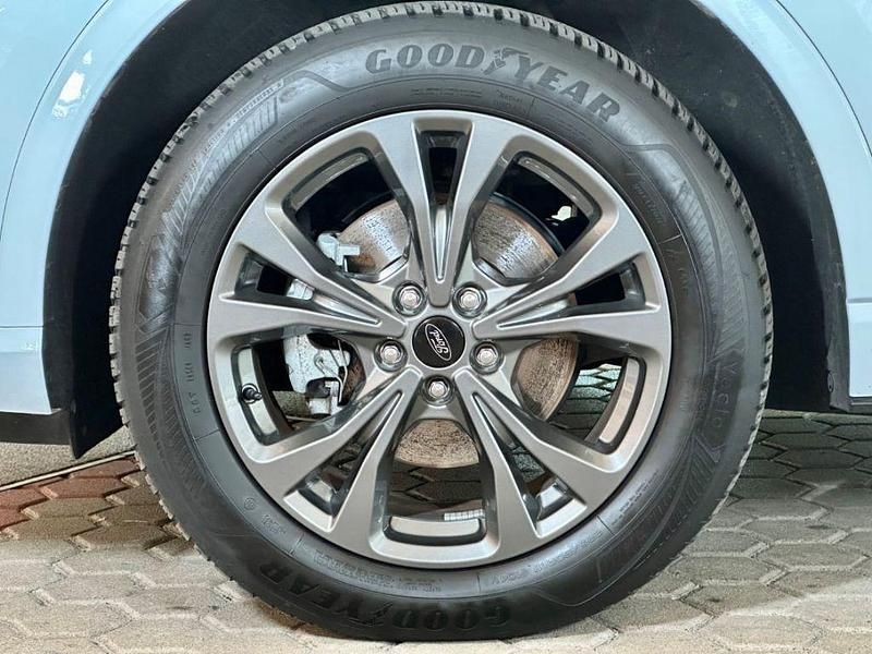 Gebraucht Ford Kuga ST-Line 152 PS (111 kW) 2022 Weiss SUV