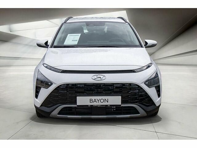Gebraucht Hyundai Bayon Trend 101 PS (74 kW) 2024 Andere farbe SUV