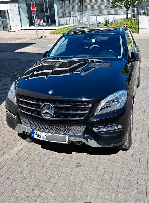 Gebraucht Mercedes ML250 204 PS (150 kW) 2015 Schwarz SUV