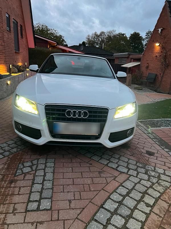 Weiß Gebraucht 2010 Audi A5 Cabriolet S-Line Cabrio | 12.999 € (Teuer) - Bild 1/4