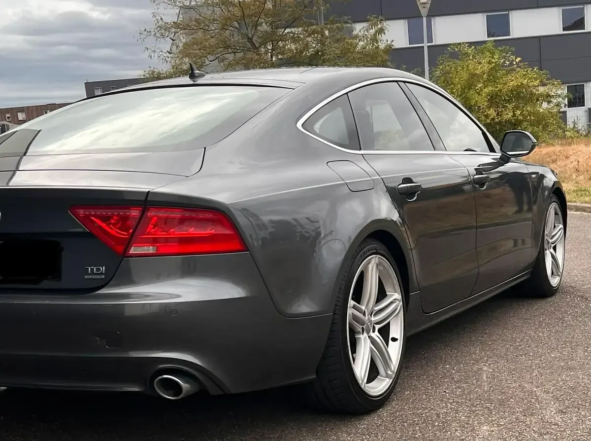 Gebraucht Audi A7 S-Line 245 PS (180 kW) 2011 Grau Kleinwagen