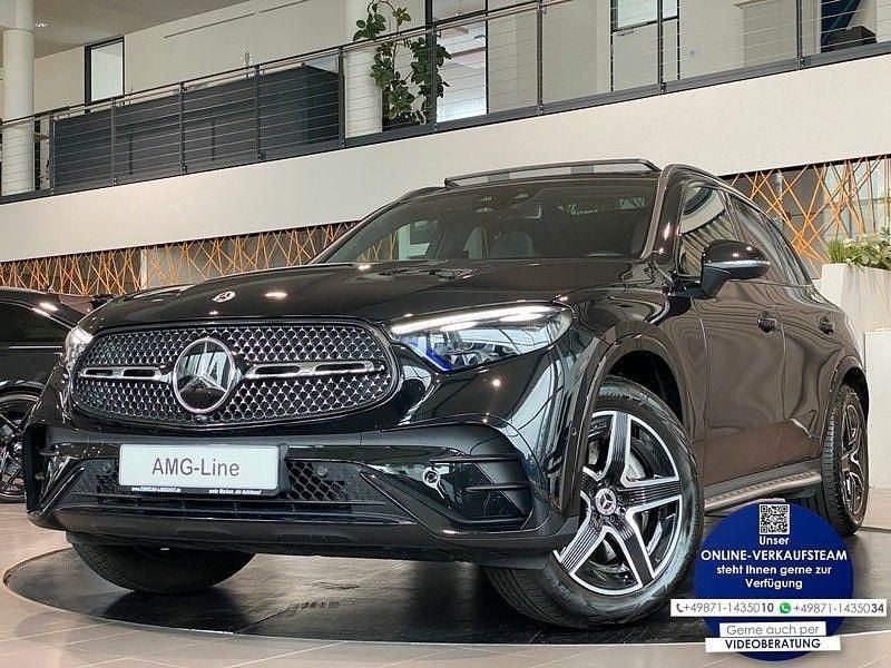 Gebraucht Mercedes GLC300 AMG line 258 PS (189 kW) 2023 Schwarz SUV