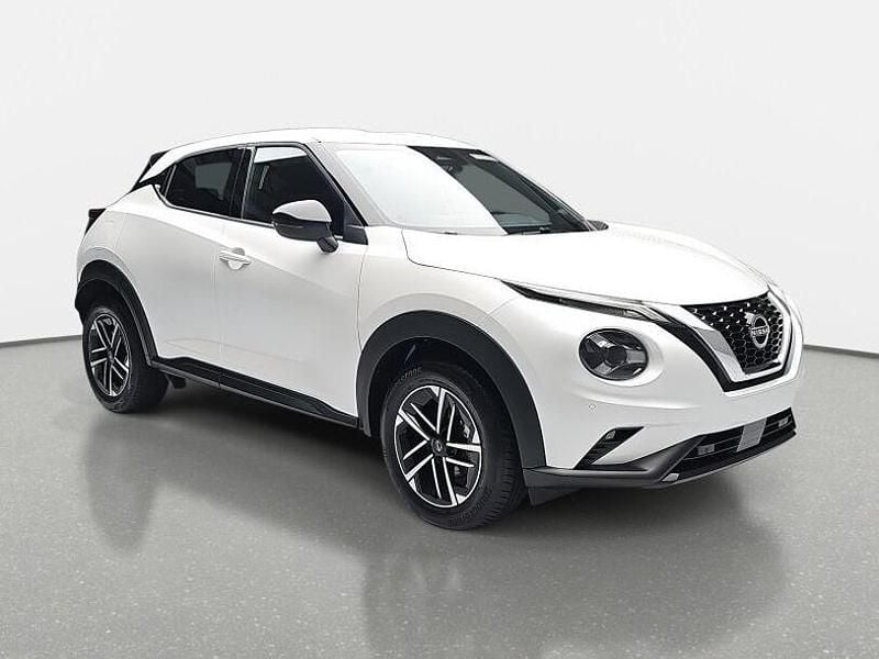Neu Nissan Juke N-Connecta 114 PS (83 kW) 2025 Grau SUV