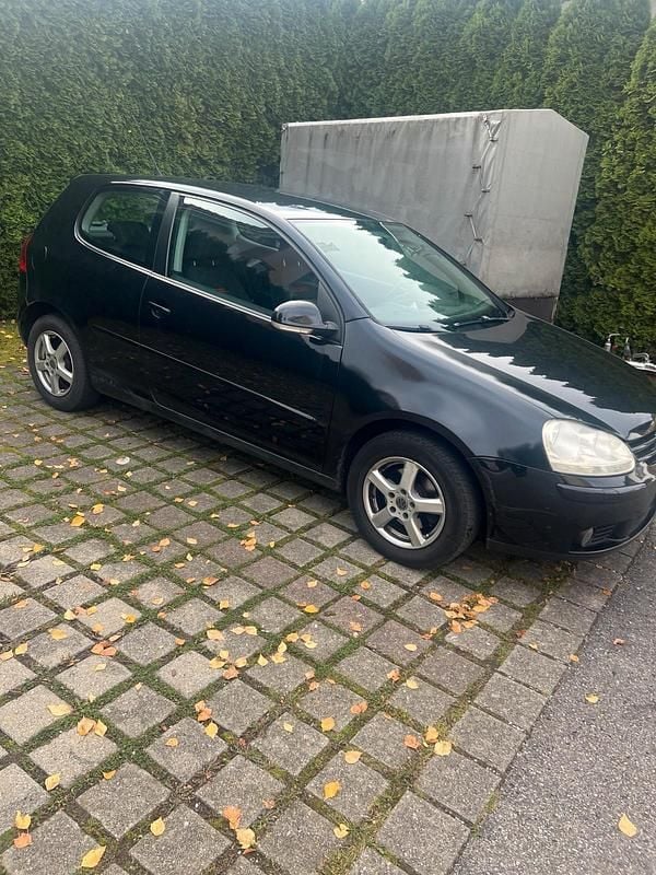 Gebraucht VW Golf V 80 PS (58 kW) 2008 Schwarz Kleinwagen