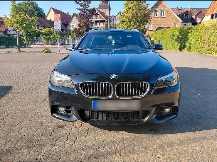 Schwarz Gebraucht 2014 BMW 520 Kombi | 8.500 € (Guter Preis) - Bild 1/4