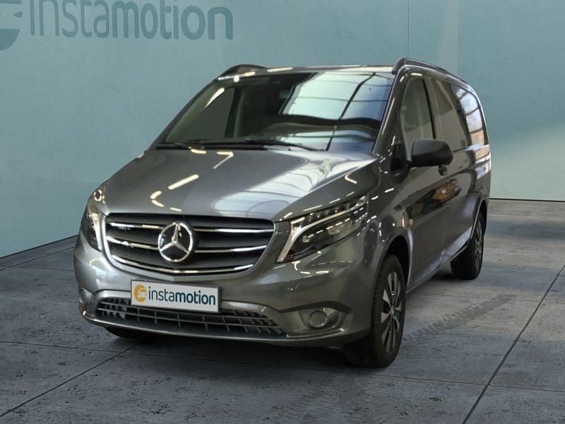 Grau Gebraucht 2023 Mercedes Vito Van / Kleinbus | 55.149 € - Bild 1/4